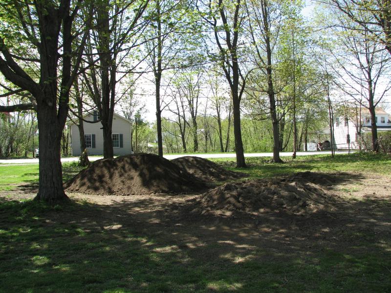 File:Thelongweekend2 42yards.jpg